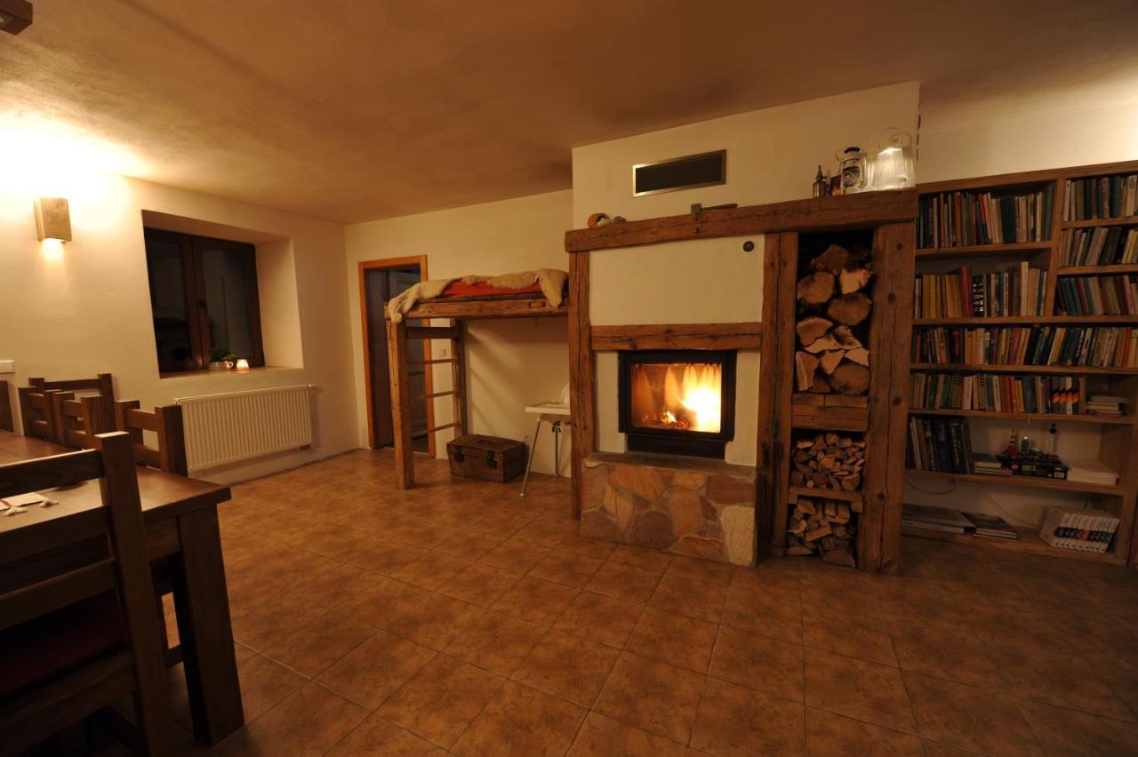 Penzion Dvur Obora  Exteriör bild